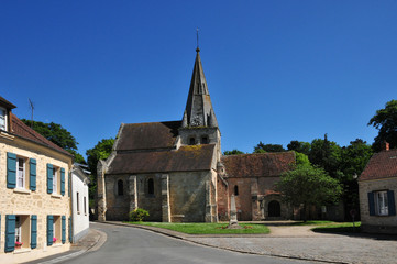 Fototapeta na wymiar France, the picturesque village of Gaillon sur Montcient