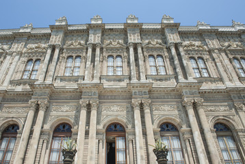 Fototapeta premium Ottoman architecture of Dolmabahce Palace Istanbul