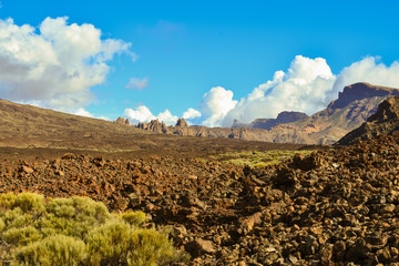 Wolken im Teide Nationalpark auf Teneriffa