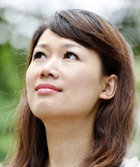 女性