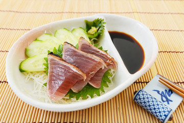 新鮮なマグロの刺身