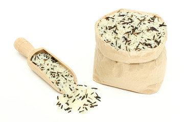 riso selvaggio sfondo bianco