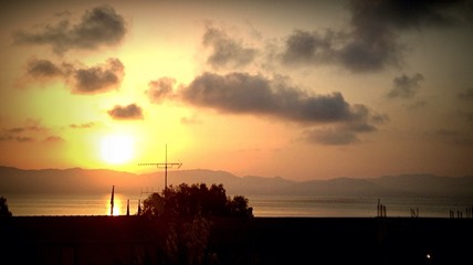 Fototapeta premium alba in Benitses (Corfù) - Grecia