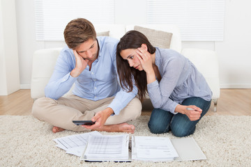 Couple In Financial Trouble At Home