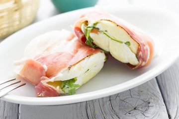 Tomino cheese with bacon
