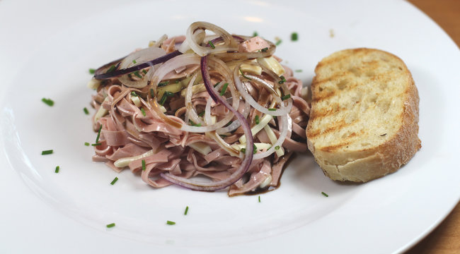 Wurstsalat