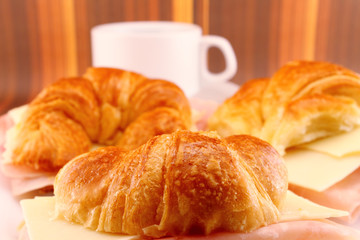 Snack Croissants with Ham and Cheese