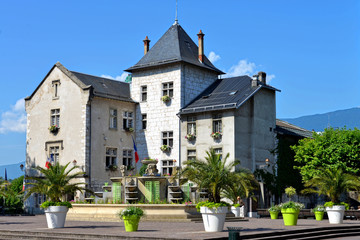 Fototapeta na wymiar Rathaus von Aix-les-bains