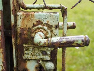 Verrostete Metalltüre