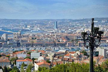 Quartier de Marseille vu de Notre de la Garde