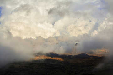 Gewitterwolken im Teide Nationalpark auf Teneriffa