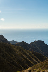 Blick über das Gebirge Teneriffas