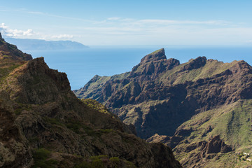 Blick über Masca und das nördliche Gebirge Teneriffas