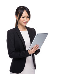 Fototapeta premium Asian businesswoman use tablet