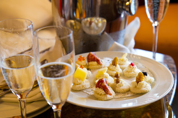champagne glass with canape