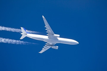 Airliner