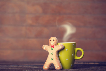 Obraz na płótnie Canvas Cookie man and cup o hot chocolate.