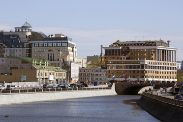 Москва, замоскворечье. Обводной канал.