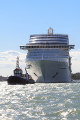 Cruise ship towed away