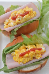 ロールパンサンド