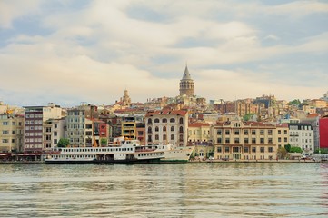 Fototapeta na wymiar Istanbul view with galata tower
