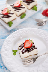 Strawberry Chocolate Cheesecake