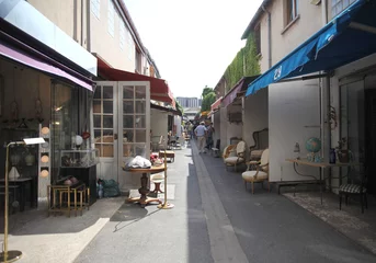 Outdoor-Kissen ［PARIS］パリ・クリニャンクールの蚤の市［世界最大規模を誇る］ © oka