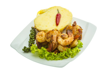 Garlic shrimps with potato