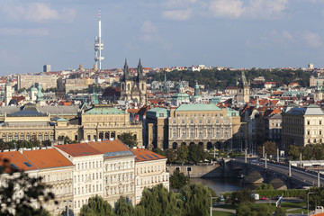 Fototapeta na wymiar Altstadt von Prag und Fernsehturm