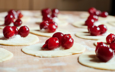 Cooking dumplings with sweet cherries