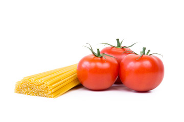 spaghetti mit frischen tomaten