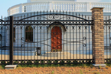 кованное ограждение