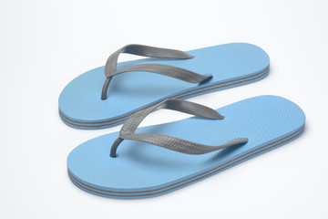 Par de chanclas de color azul