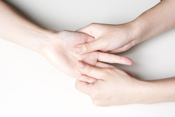 Fototapeta premium マッサージを受ける手