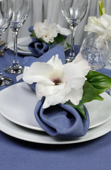 Napkin decorated with flower