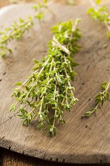 Raw Organic Green Thyme