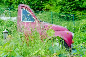 Halbes Auto