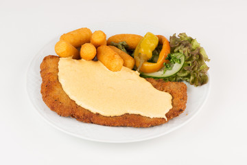 Schnitzel mit scharfer Sauce Hollandaise