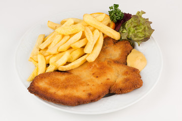 Schweinekotelett mit Pommes