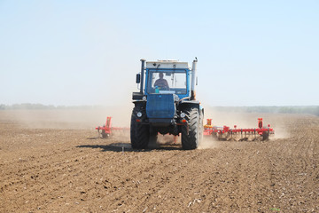 Fototapeta premium tractor with a plow