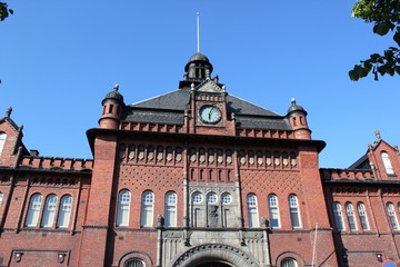 Fototapeta premium Ein historisches Gebäude im Hafen von Helsinki (Finnland)