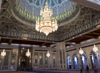 Fototapeta na wymiar Sultan Qaboos Grand Mosque Chandelier