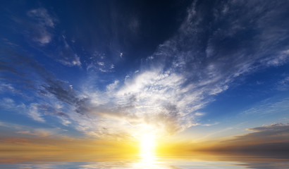 Obraz premium sunrise over ocean.