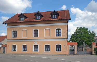 Fototapeta na wymiar Gasthaus in Schönbrunn