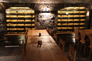Cave-restaurant