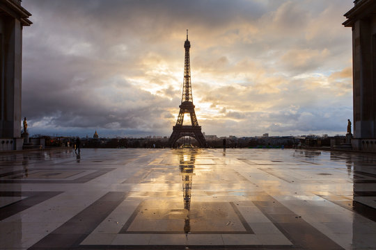 Eiffel Tower In Paris On The Winter In Sunrise