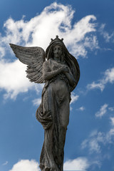 Photo old statue of an angel