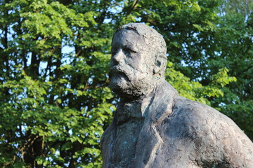 Fritz Reuter Statue Rostock Reutershagen