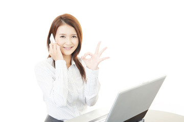 ガッツポーズのＯＬ