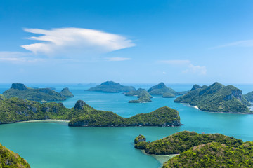 Kleine Inseln in Angthong National Marine Park Thailand